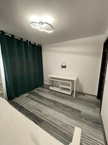 Apartament cu 2 camere decomandat în Exterior Vest