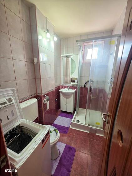 Apartament cu 2 camere decomandat în Dâmbu Pietros