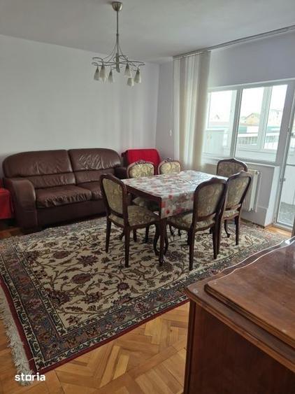 Apartament cu 4 camere în Central