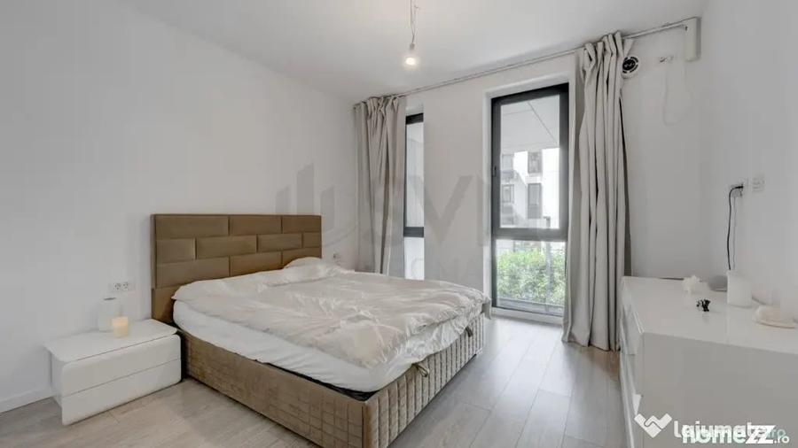Apartament cu 3 camere semidecomandat în Herăstrău