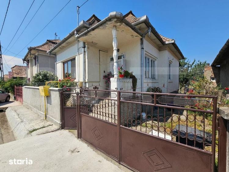 Casă cu 2 camere cu Teren 847 Mp în Unirea