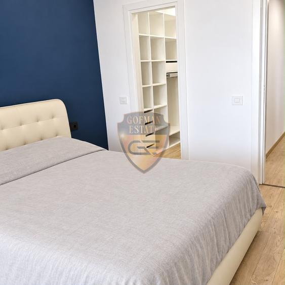 Apartament cu 3 camere decomandat în Faleza Nord