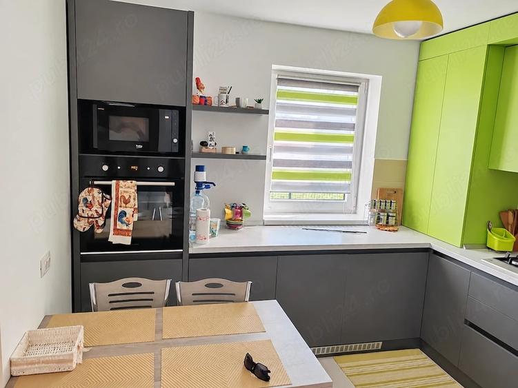 Apartament cu 2 camere decomandat în Tractorul