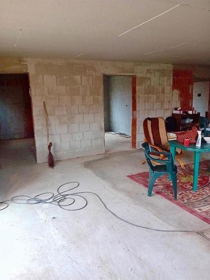 Casa cu 5 camere in localitatea Sacuieni - 11