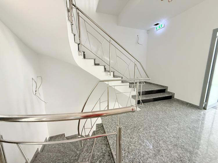 Cladire Piata Unirii - 3