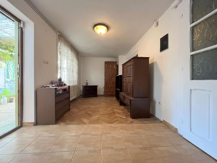 Casă de vânzare în Ronat – comision 0% - 5