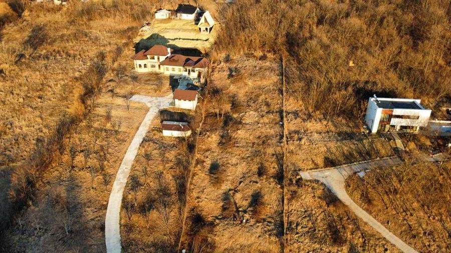 Vand teren Cercu - Barnova 2400 mp intravilan - 6