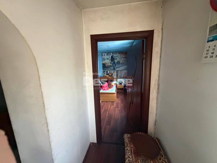 Casa +Teren intravilan 900 mp ( 2 corpuri de casă )Calea Giulești - 12