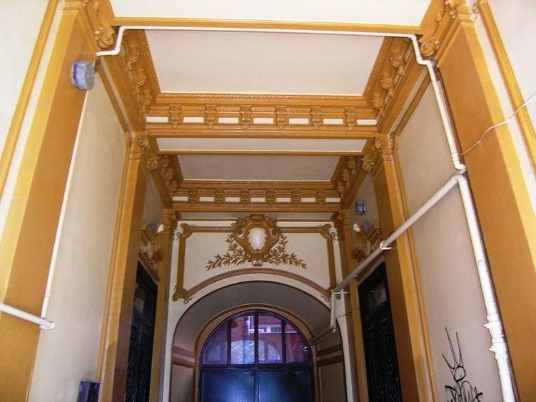 Unirii Bratianu cladire monument - 2