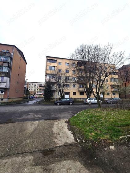 Aprtament cu 3 camere decomandate | Micro 17 | Strada Brasovului - 14