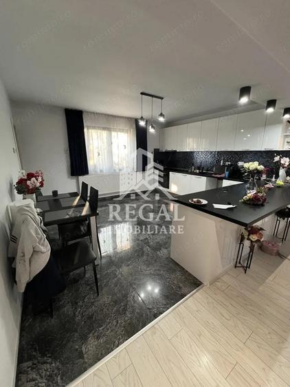 Casa moderna tip duplex, ideala pentru 2 familii in loc. Strei - 17