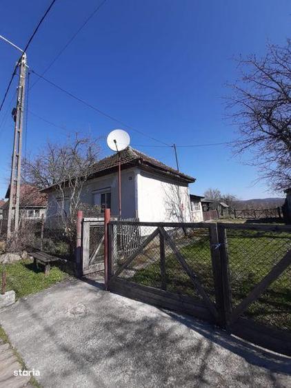 Casa de vanzare in Mujdeni - 1