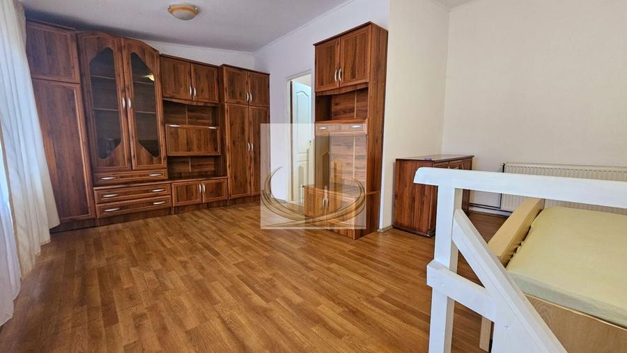 Apartament cu 2 camere de vânzare  la casa in curte comuna - 1