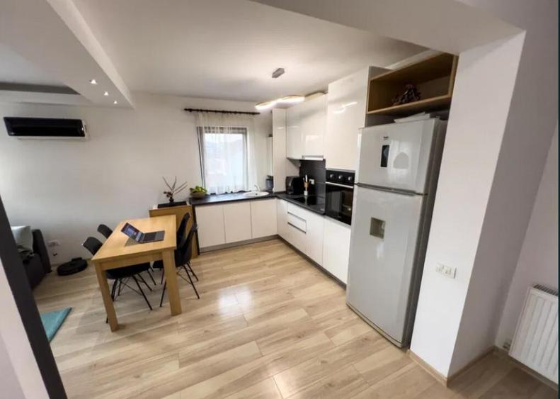 Apartament 2 camere, decomandat - zona Tractorul - 7