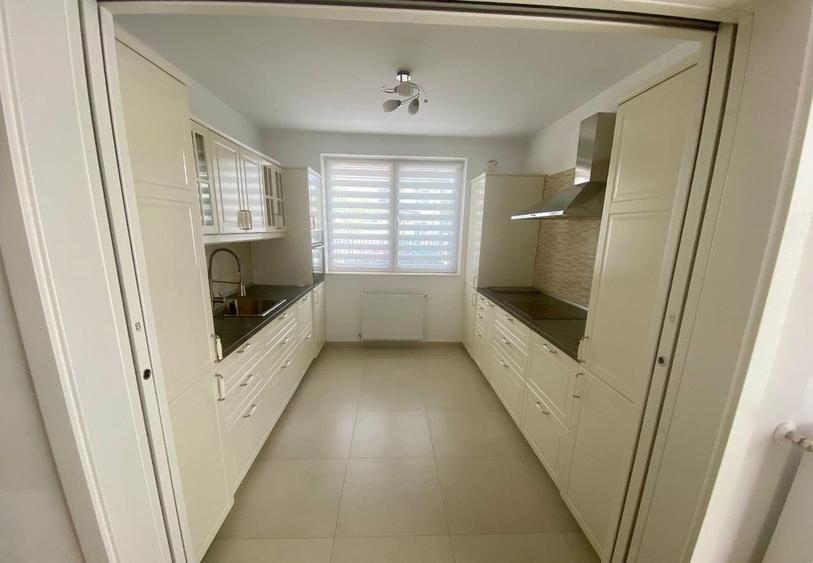 Vila de inchiriat| 4 camere complexul rezidential Corbeanca Park - 11