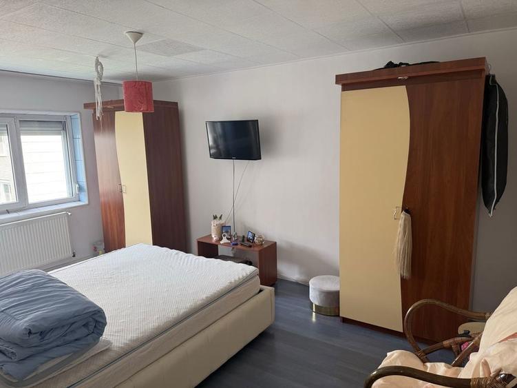 Apartament 3 camere Decomandat - 5