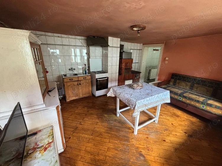 Casa cu curte de vanzare, strada 1 Mai, Ora?tie! - 6