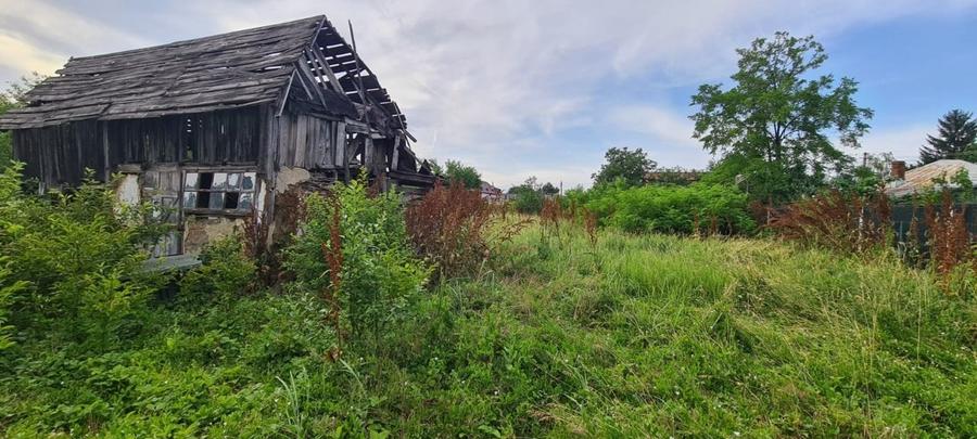 Teren (2025mp) -Deschidere 35mL - Intravilan (Toate utilitățile) - 1