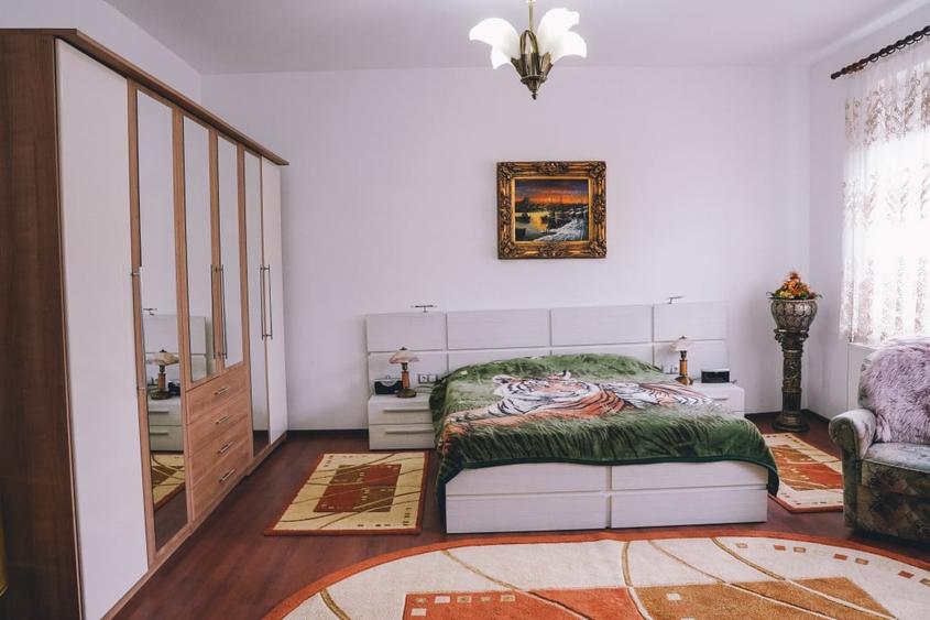 Casă renovată integral 4 camere + garaj | Piața Cluj, Str. Paris, Sibiu - 14