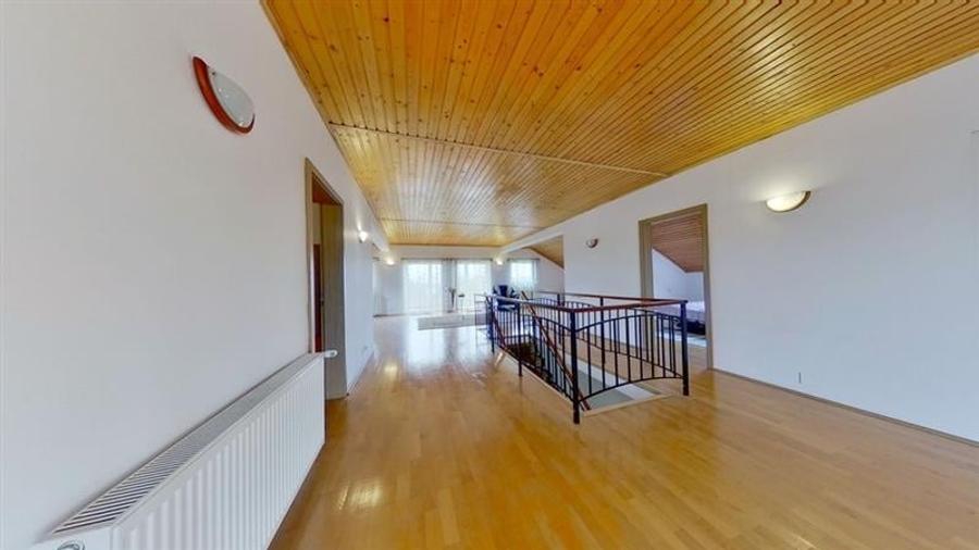 Ansamblu rezidential/ birouri/  4 niveluri si 700 mp de teren, Tractorul, Brasov - 22