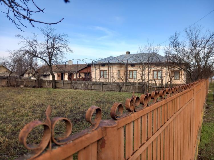 Casă de vânzare - jud. Buzău, Sat Lanurile, com. Ziduri - 2