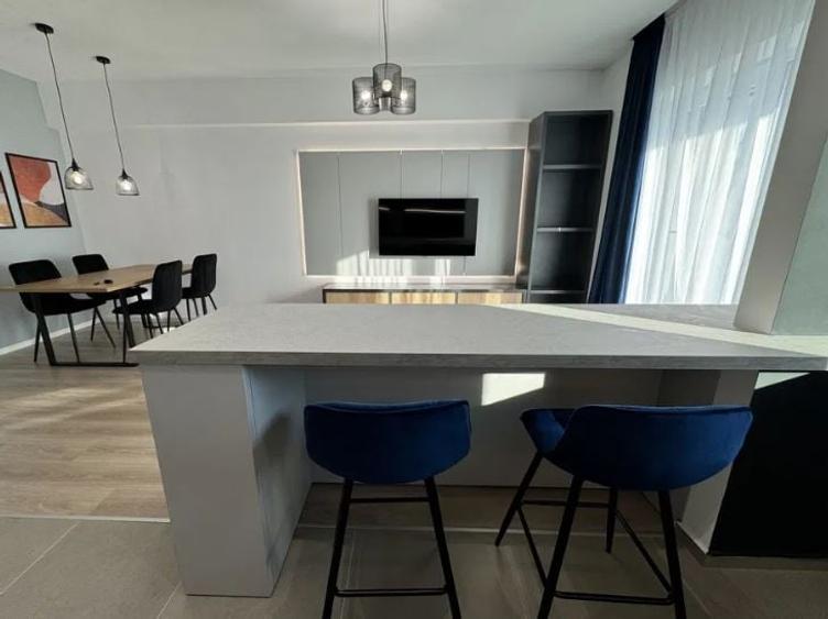 Parc Sebastian,bl.2000,Amenajat, loc parcare,mobilat,utilat,complet - 2