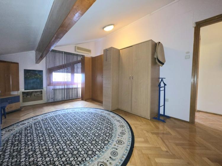 Vila deosebita de vanzare in Otopeni langa ''Ana Aslan'' - arhitectura germana - 59