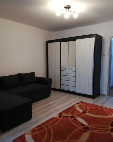 Inchiriez garsoniera confort I zona parc Brancu?i-Titan - 2