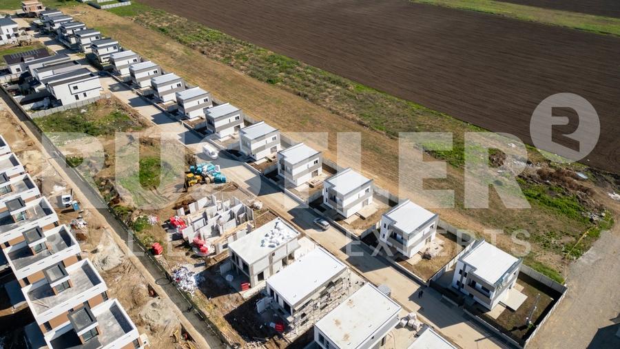 Vile de vanzare in Tunari - Zona in plina dezvoltare! - 3