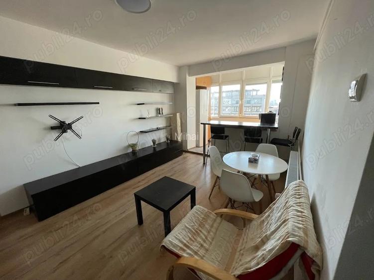 Apartament 2 3 camere central, mobilat, 1600RON luna +taxe. Apartament 2 3 camere central, mobilat, 1600RON luna +taxe.