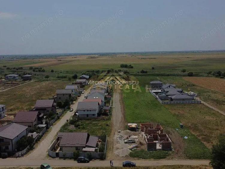 Teren 422, langa stadion, ultimul lot, Berceni