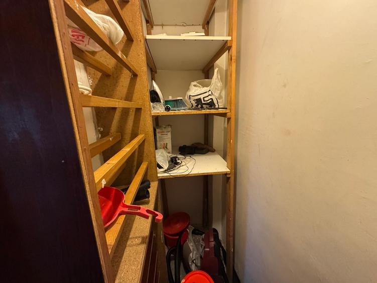 Vanzare apartament trei camere imobil solid Piata Ion Mihalache metrou - 12