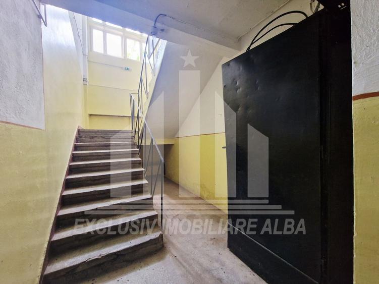 Spațiu industrial, de 1,100 mp, în Bărăbanț