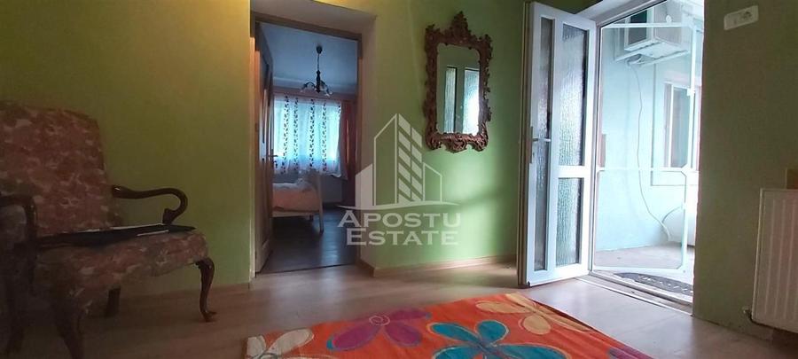 Apartament  2 camere la curte comuna zona intim - 12
