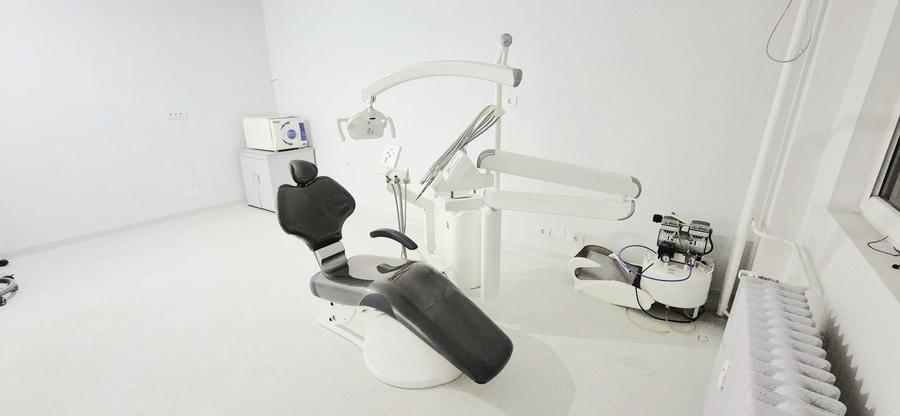 Inchiriez cabinet stomatologic - Dristor, langa metrou - 2