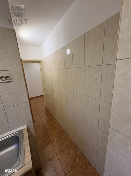 Garsoniera - DECOMANDATA - Centrala Proprie - Fara risc - VICTORIEI - 8