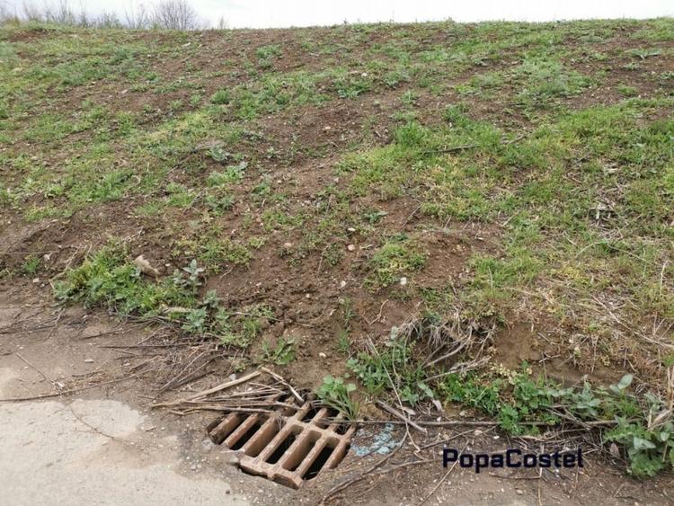 Sisesti str.Dirijorului (in capatul str.Al.Bratu) 1000 mp deschidere 18,27 ml - 5