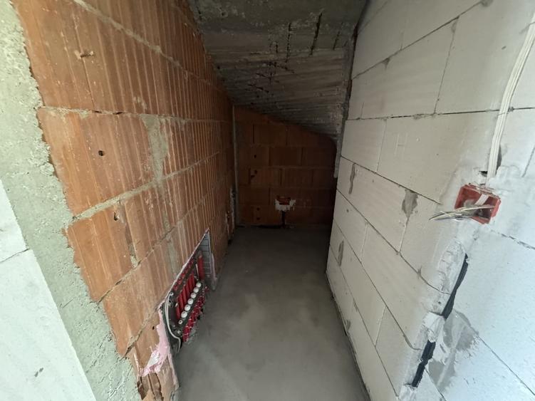 Sacalaz, 1/2 Duplex P+M, 4 Camere,2 Bai,Terasa Acoperita - 10