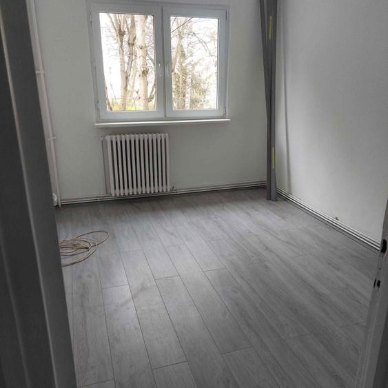 Vand apartament semidecomandat,2 camere,etaj 1,Manastur,Aleea Peana - 1