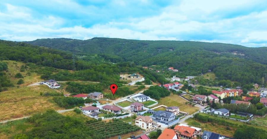 TEREN INTRAVILAN - RM. VALCEA - 13