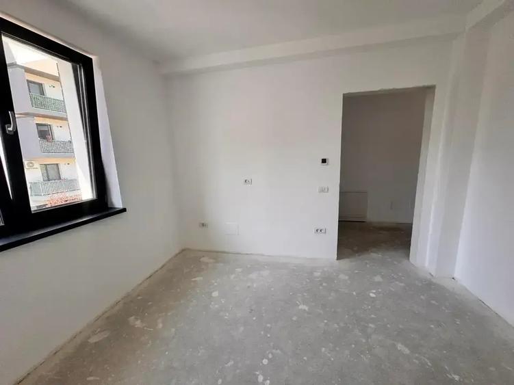 Vila | 5 camere | Curte 220  mp  | metrou 15 min - 14