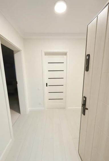 3 camere | decomandat | renovat complet | 550 m Metrou Gorjului - 13