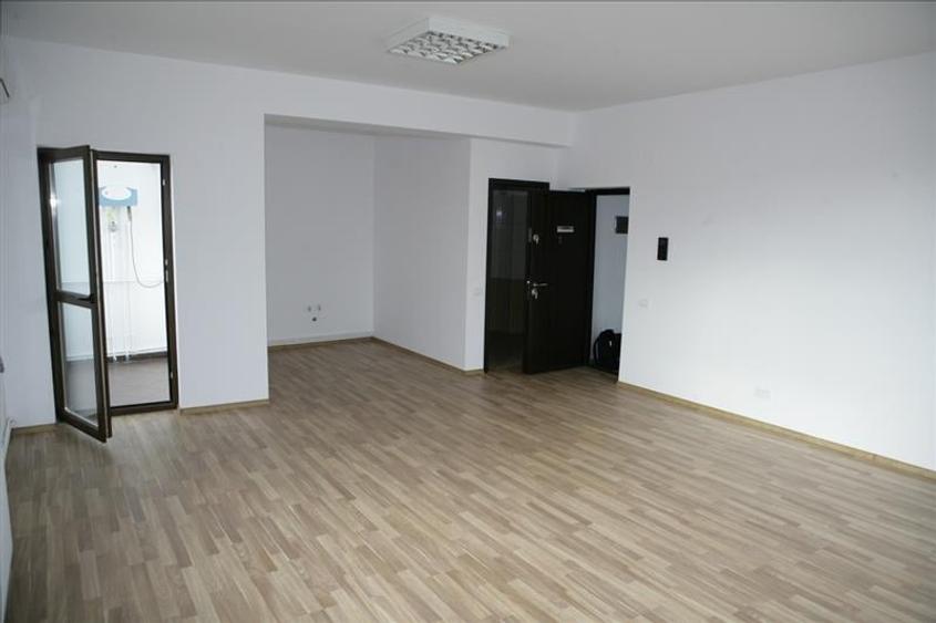 Cladire de birouri inchiriata, de vanzare, metrou Aurel Vlaicu - 16