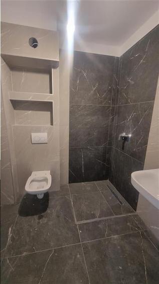 Penthouse de 3 camere zona Tractorul - 10