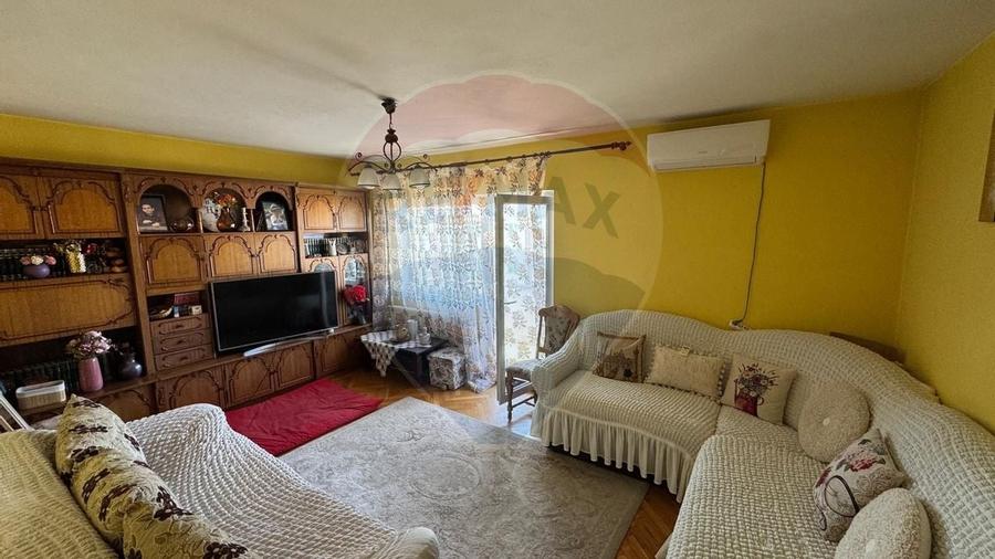 De vanzare: apartament cu 4 camere in zona ultracentrala - 3