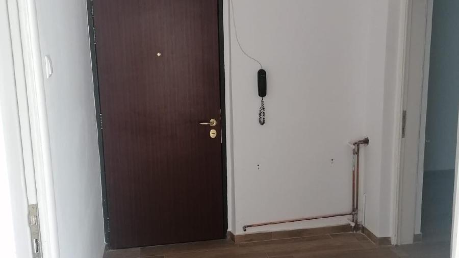 Strada Armeneasca, Apartament cu 4 camere - 77 mp - etaj 2/4, Liber- CLASA - 10