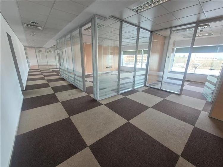 Spatii de birouri de inchiriat in Conect 3 BC - de la 348 mp - 29