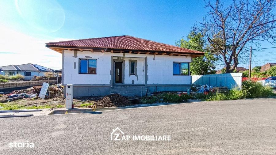 Casă cu 4 camere în Sâncraiu de Mureș