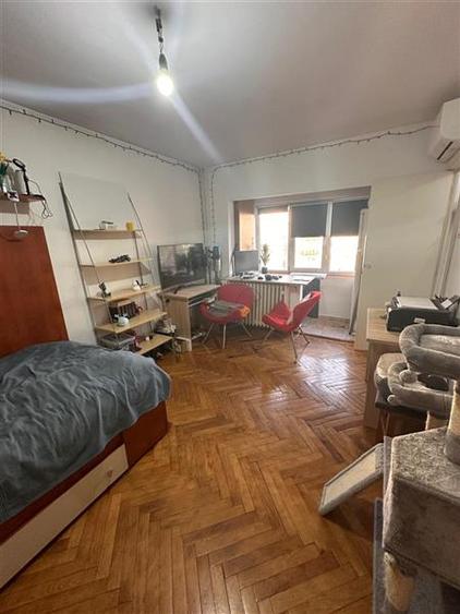 1 CAMERA, ETAJ 2, GIROCULUI - 3