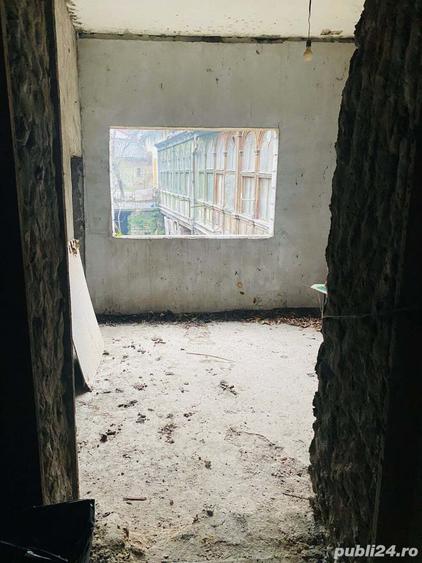 Vand inchiriez casa cu spa?iu comercial,Oravi?a - 1